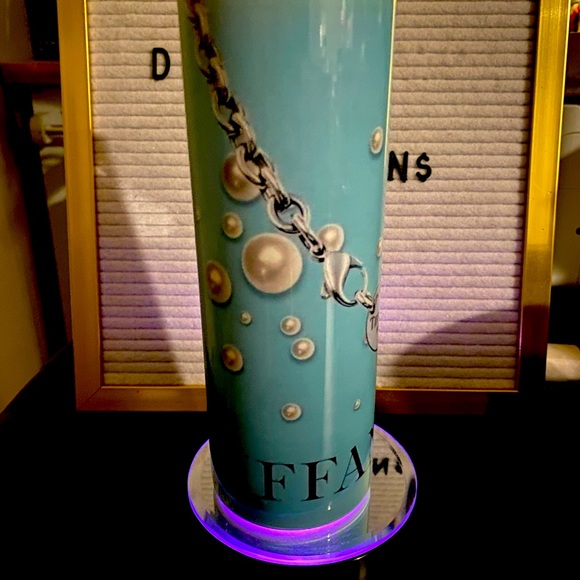 NWT Blue w/pearls& .925 necklace design 20 oz Tumbler look … - Picture 2 of 12